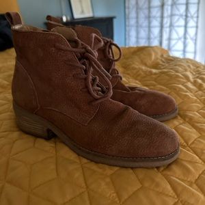 Lucky Brand Lace up brown boots